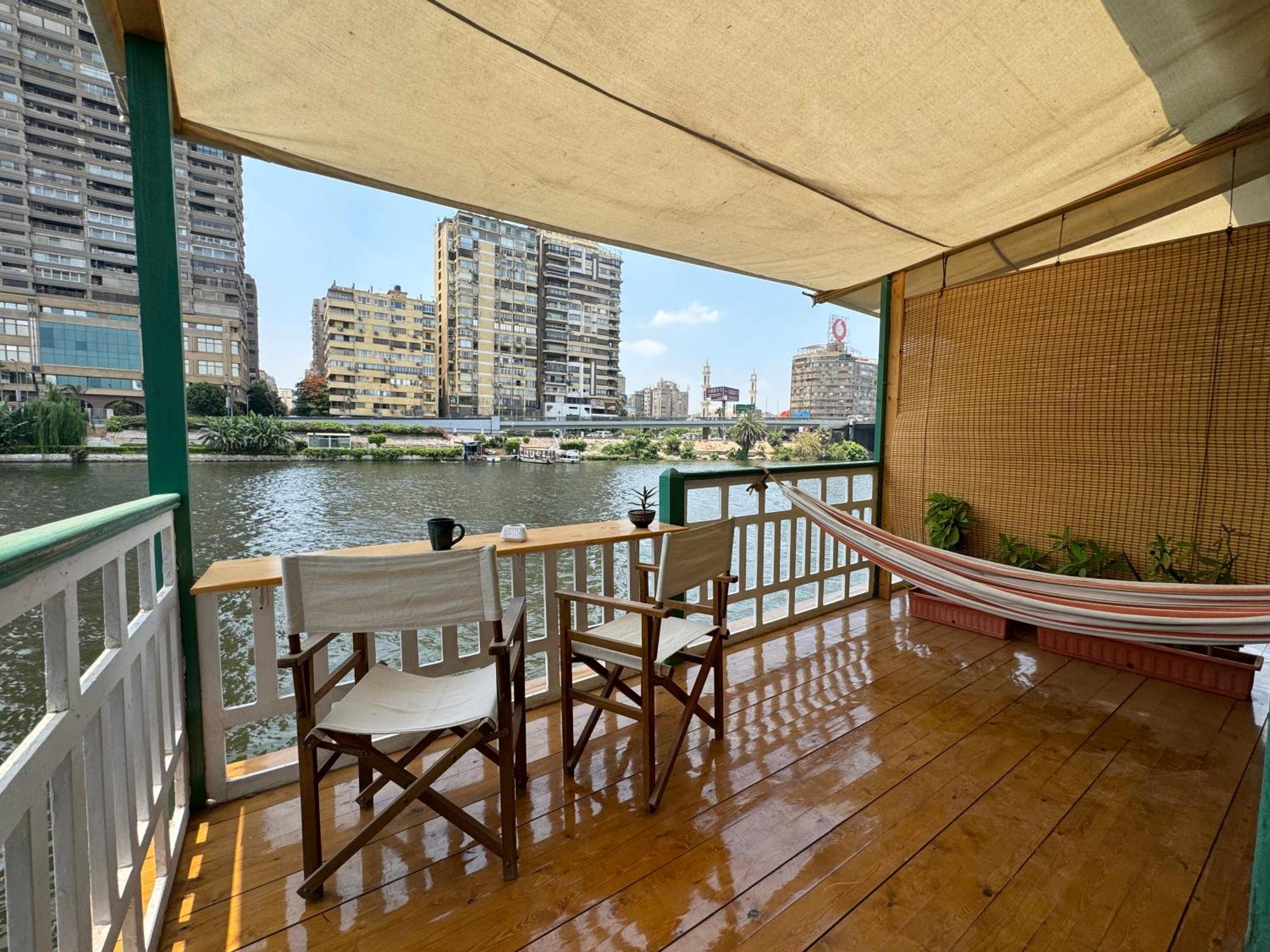 Houseboat65 - Historic Home On The Nile - Central カイロ エクステリア 写真