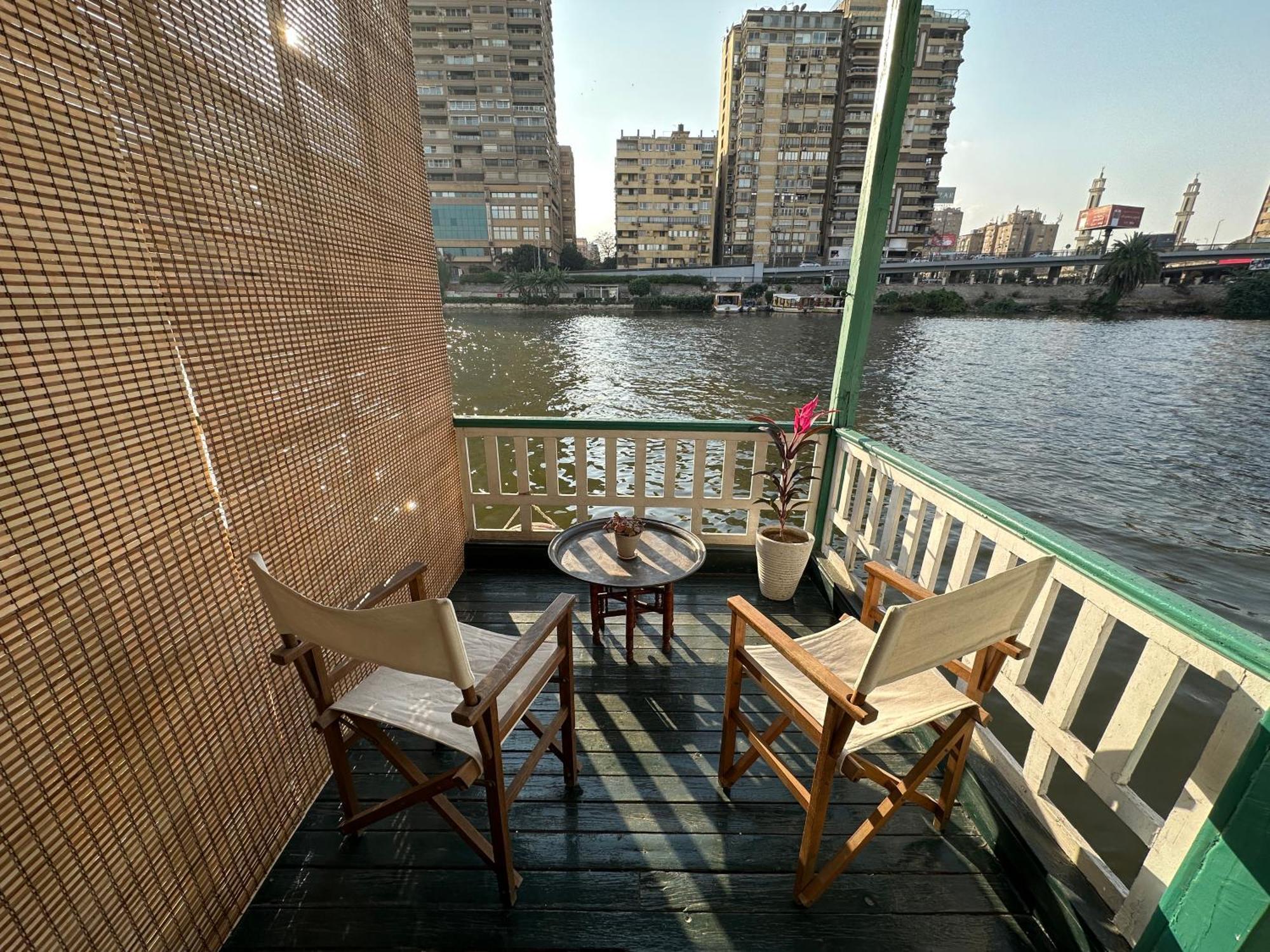 Houseboat65 - Historic Home On The Nile - Central カイロ エクステリア 写真