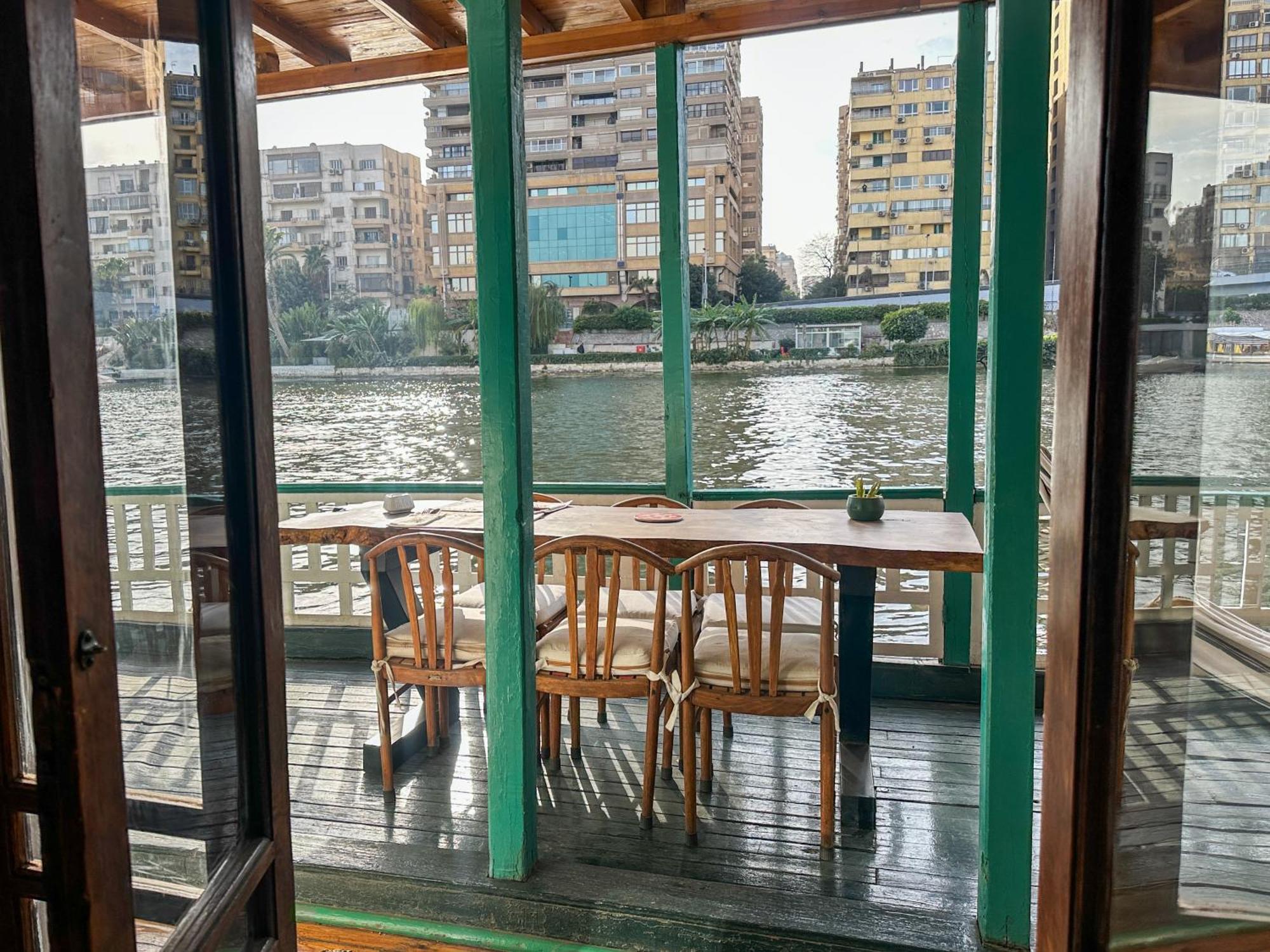 Houseboat65 - Historic Home On The Nile - Central カイロ エクステリア 写真