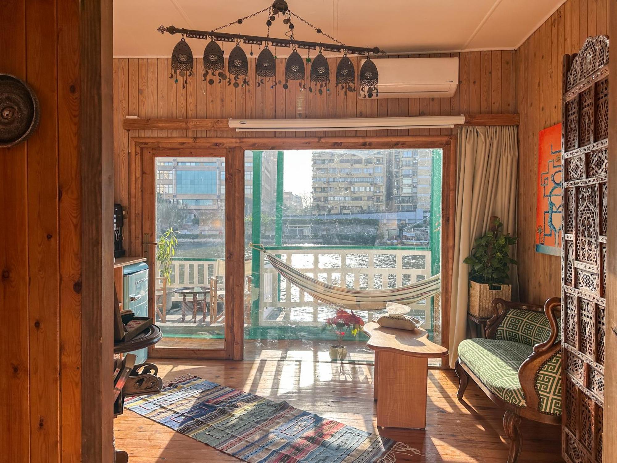 Houseboat65 - Historic Home On The Nile - Central カイロ エクステリア 写真